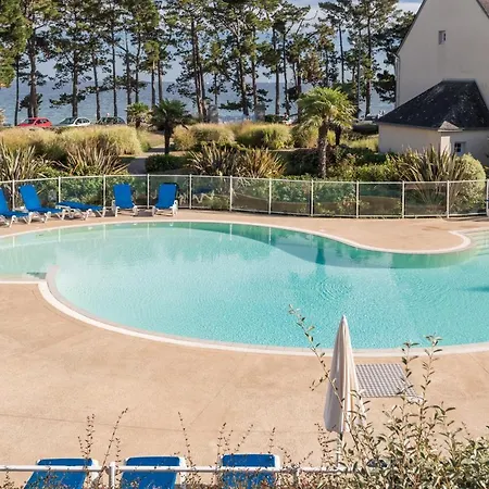 Pierre & Cap Azur 3*